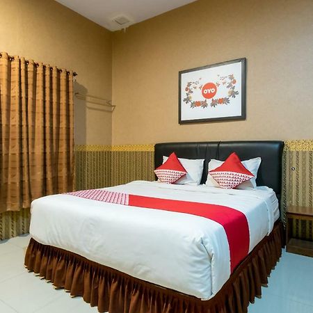 Oyo 741 Hotel Labuhan Raya Medan Eksteriør bilde